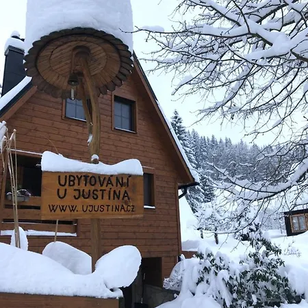 U Justina Chaloupka Villa Velké Karlovice Exterior photo